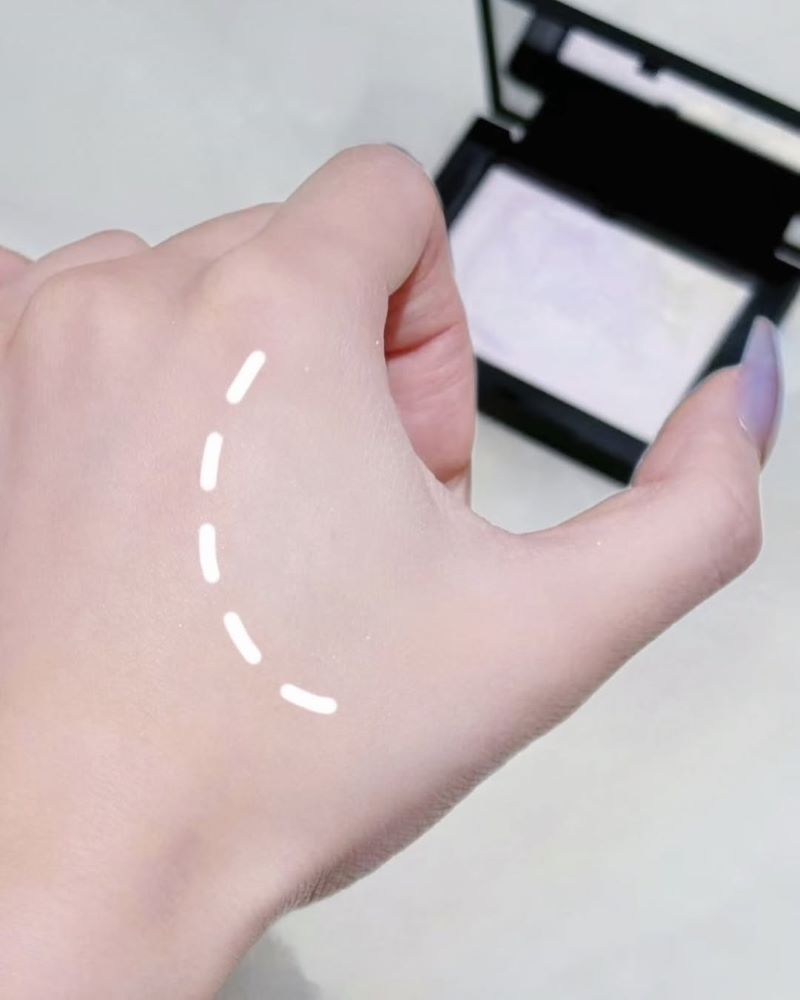 NARS Light Reflecting Prismatic Pressed Powder 10g #Aurora (Limited Edition)  ,NARS Light Reflecting Prismatic Pressed Powder , NARS Light Reflecting Prismatic Pressed Powder ราคา , NARS Light Reflecting Prismatic Pressed Powder รีวิว , NARS แป้งฝุ่น , NARS แป้งเซ็ตติ้ง